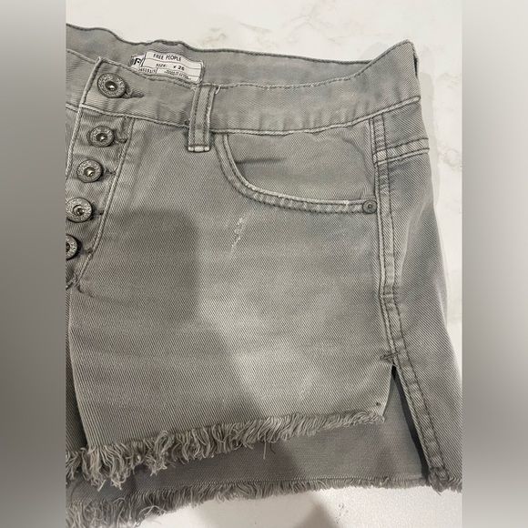 Free People button fly distressed short ACCEPTING OFFER - Picture 2 of 8